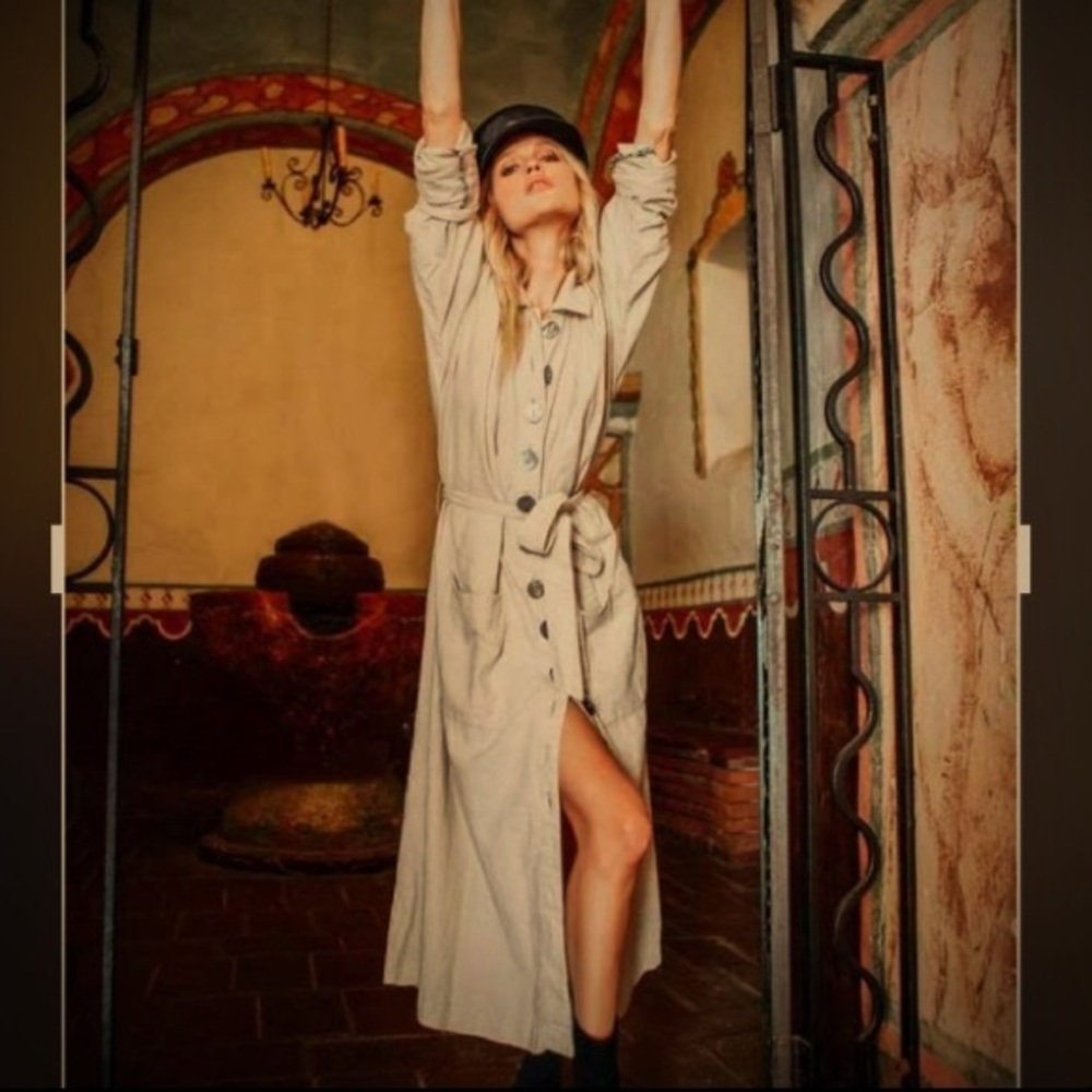 NWOT Free People Meet Me in Montauk Linen Duster